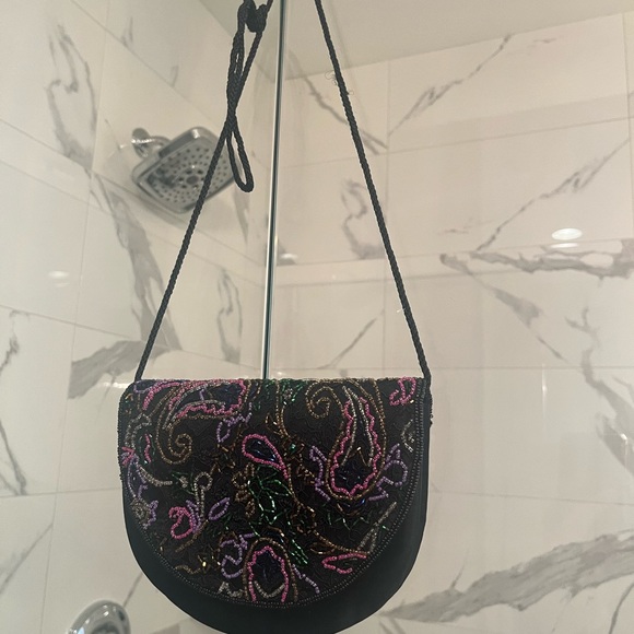 Vintage nicer 🧡quality gala evening bag black satin with jewel tone beading🖤💚 - Picture 5 of 16